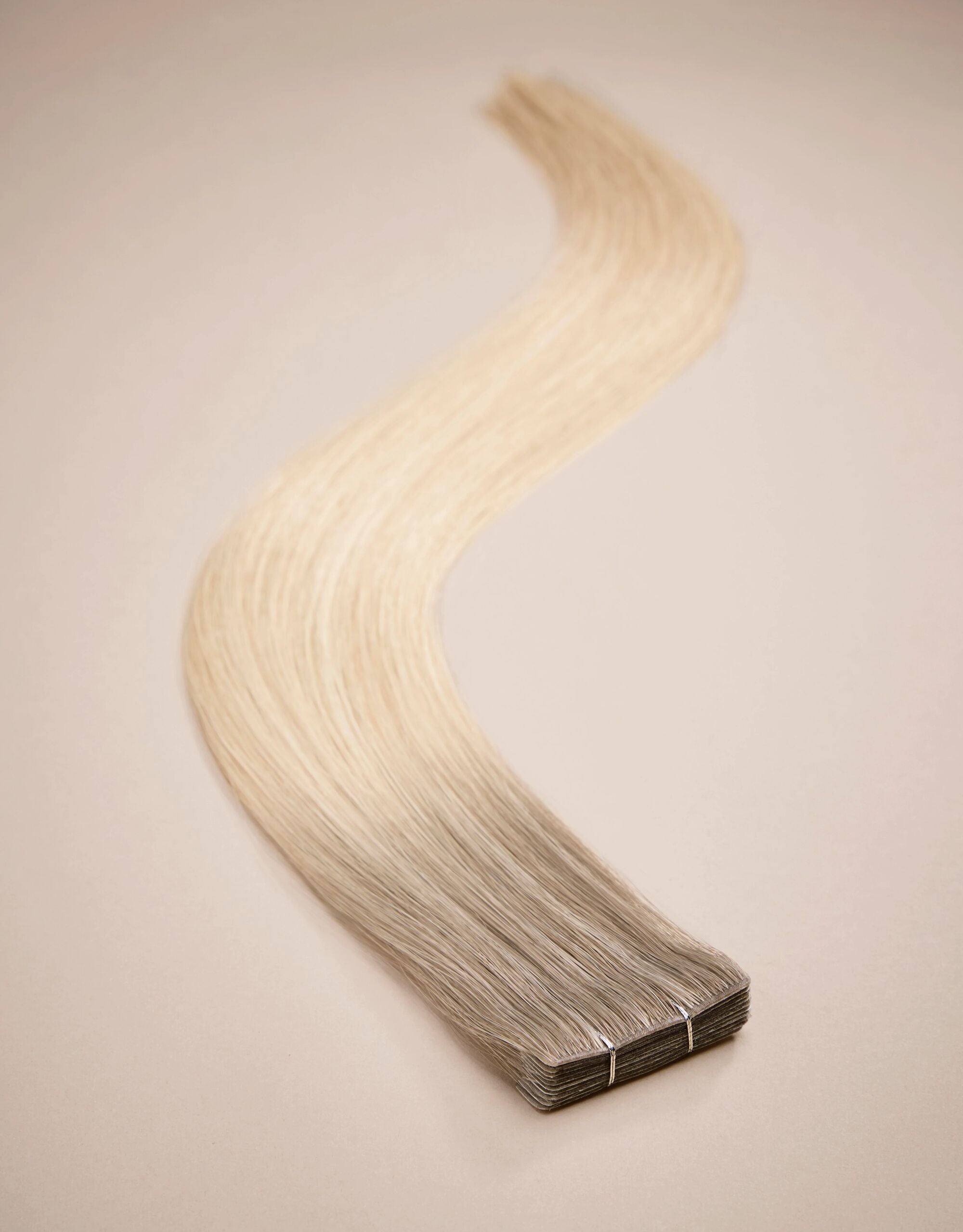 18" Elegance Injection Tape Hair